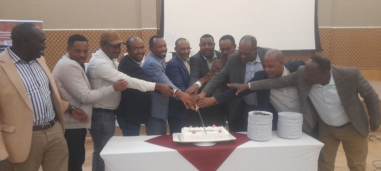 የኢትዮጵያ ቡናና ሻይ ባለስልጣን በ2018 የስራ ዘመን ከቡና፣ ሻይና ቅ/ቅመም ከ3 ቢሊየን ዶላር በላይ ለማግኘት አቅዶ እየተንቀሳቀሰ መሆኑ ተገለጸ!!